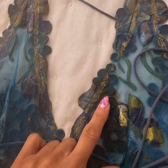 Ema Savahl Couture Top - Picture 6 of 6